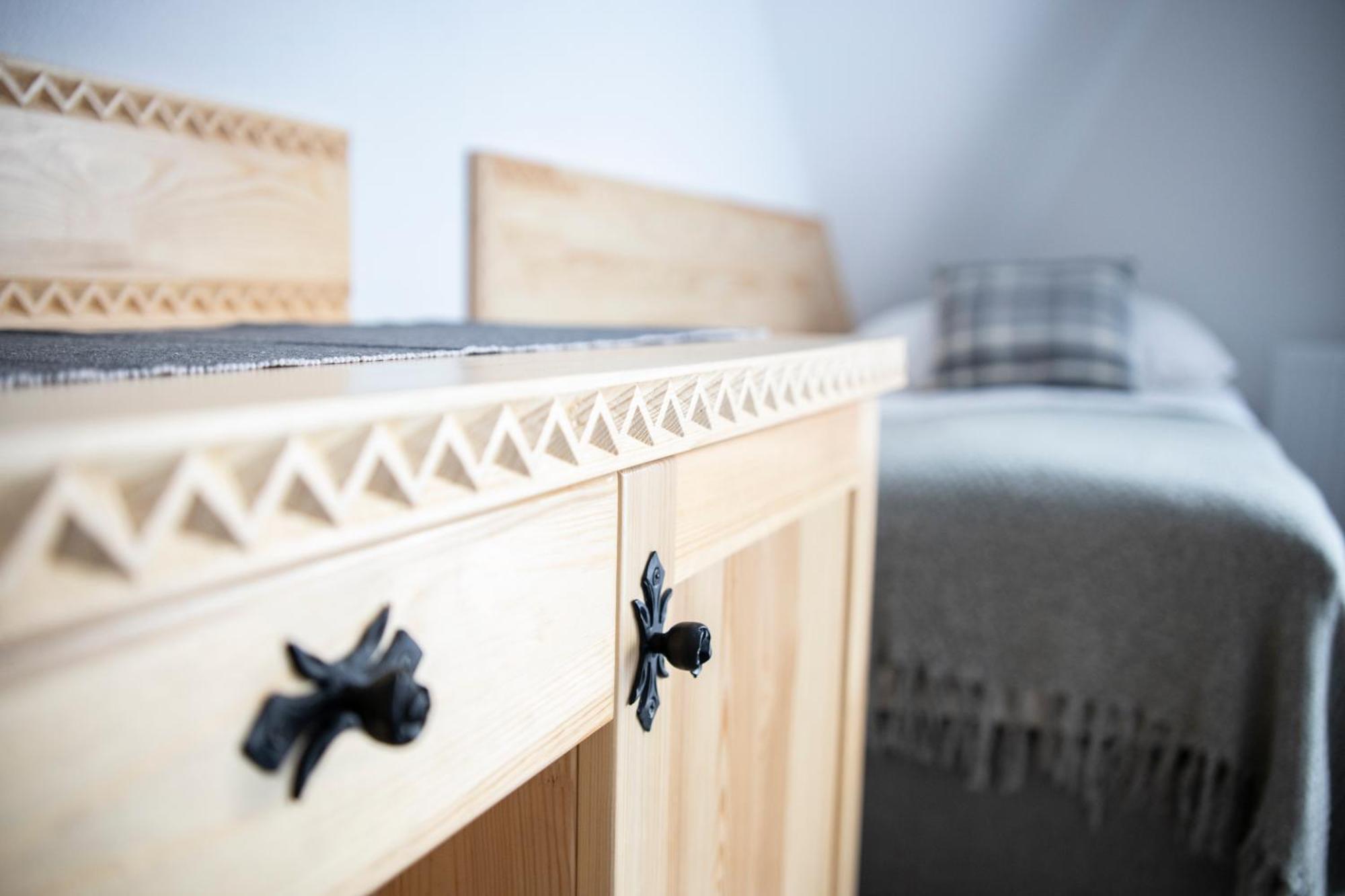 Tatrzanskie Spanie Pokoje Goscinne Poronin Habitación foto